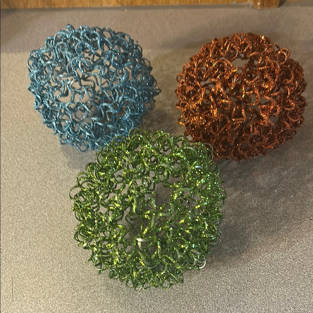 Colorful Wire Mesh Balls Set